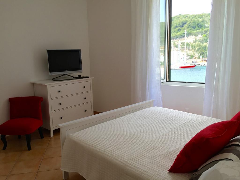 Les Appartements Du Port 博尼法乔 客房 照片